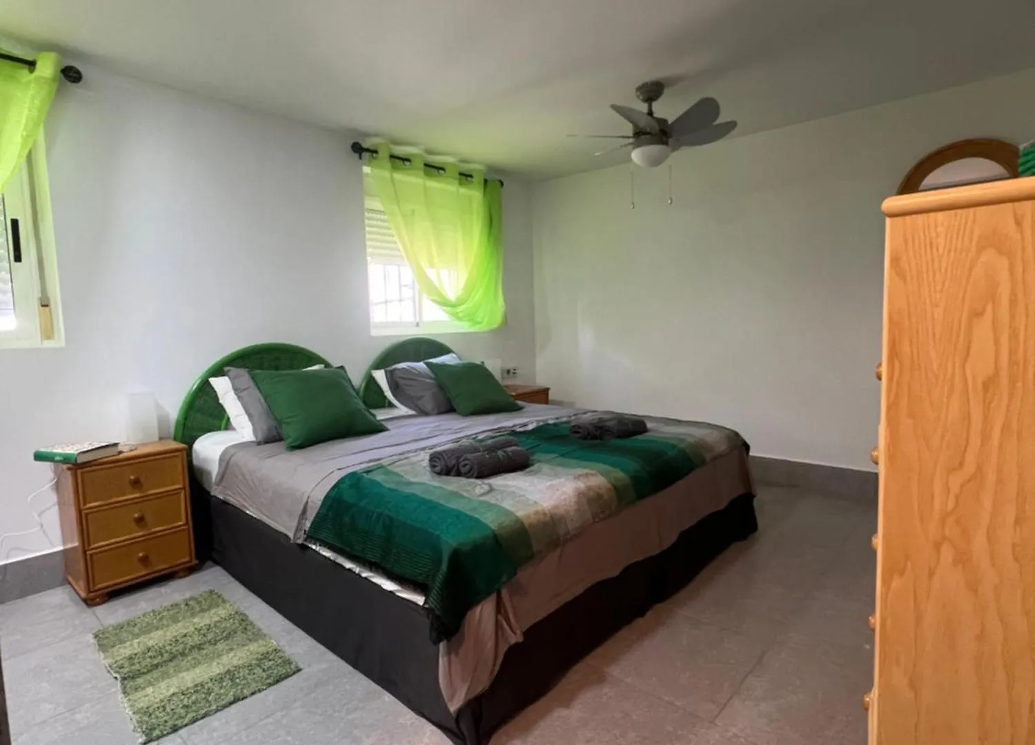 Verde - A Selfcatering Apartment With A Shared Hot Tub & Pool In Rambla De Oria