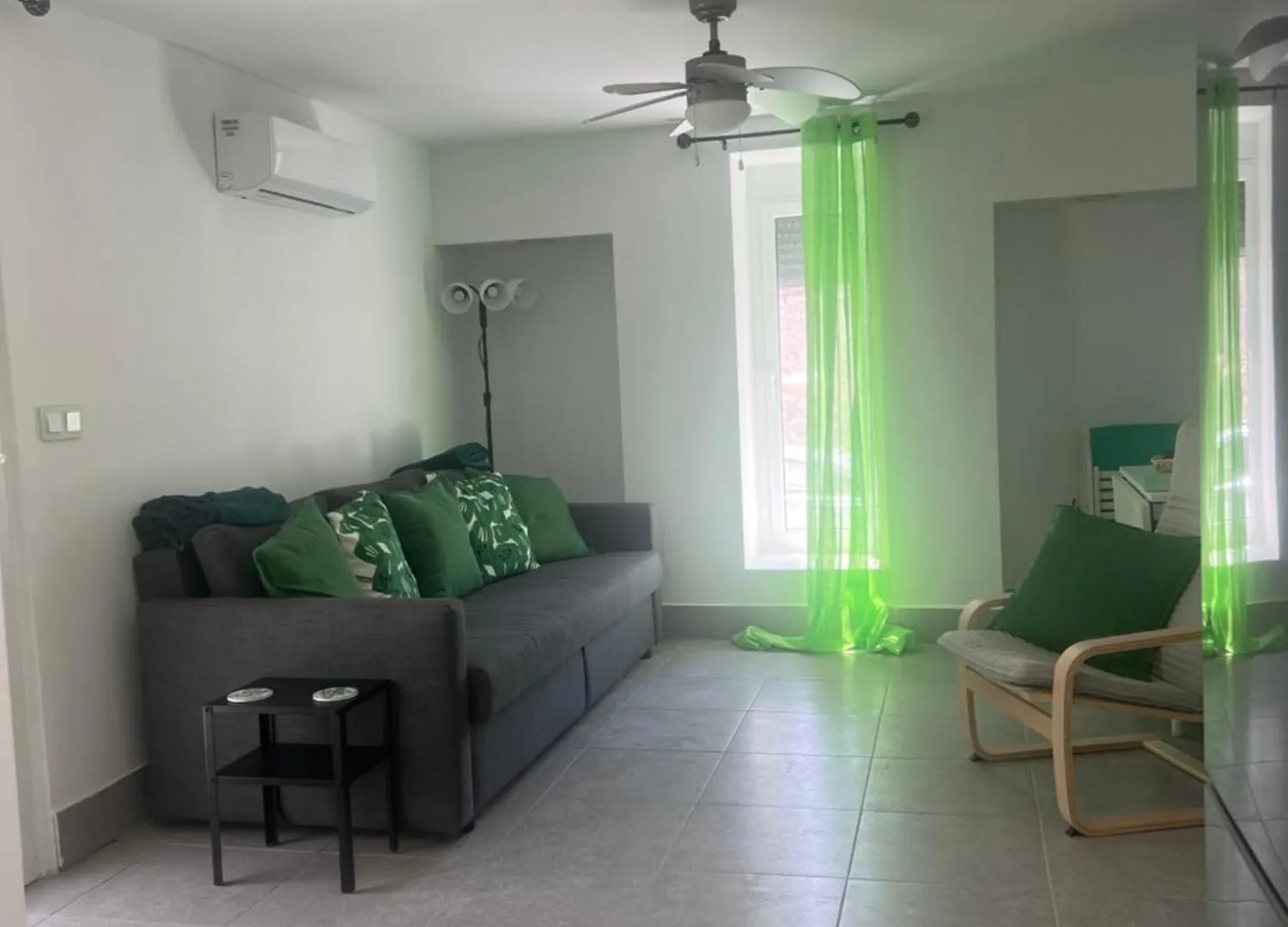 Verde - A Selfcatering Apartment With A Shared Hot Tub & Pool In Rambla De Oria
